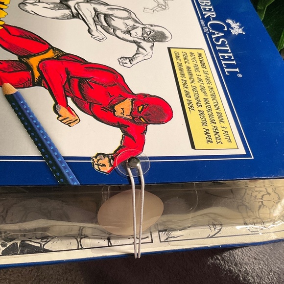 New Faber-Castell Comic Illustration Creative Studio - Picture 7 of 14